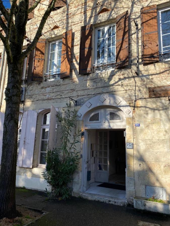 Relais Des Iles D'hôtes Couette-café Agen
